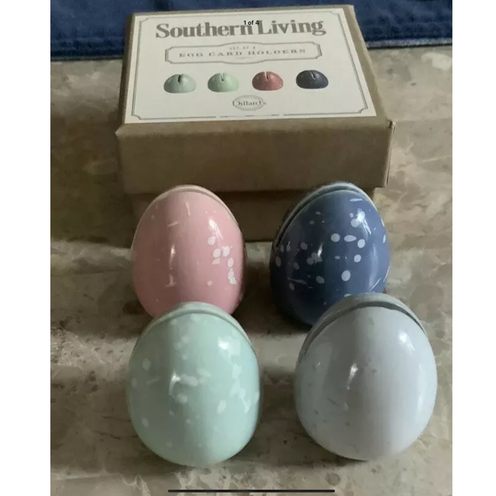 SOUTHERN LIVING Set of Egg place card holders